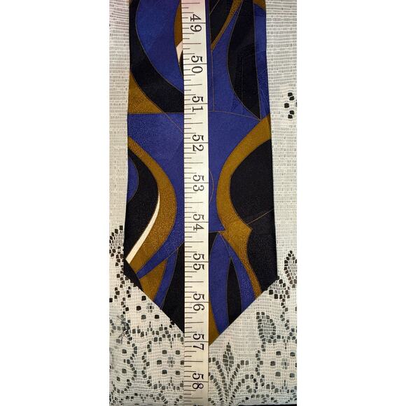 Jean-Paul Germain 100% Italian Silk Necktie 4"W x 57"L - Picture 7 of 7